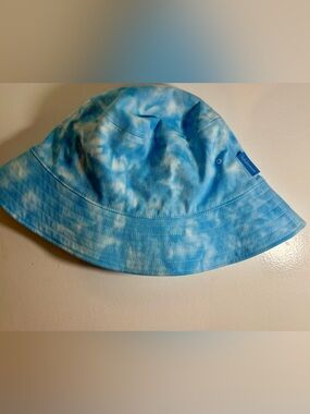 Large/XL Lululemon Bucket Hat